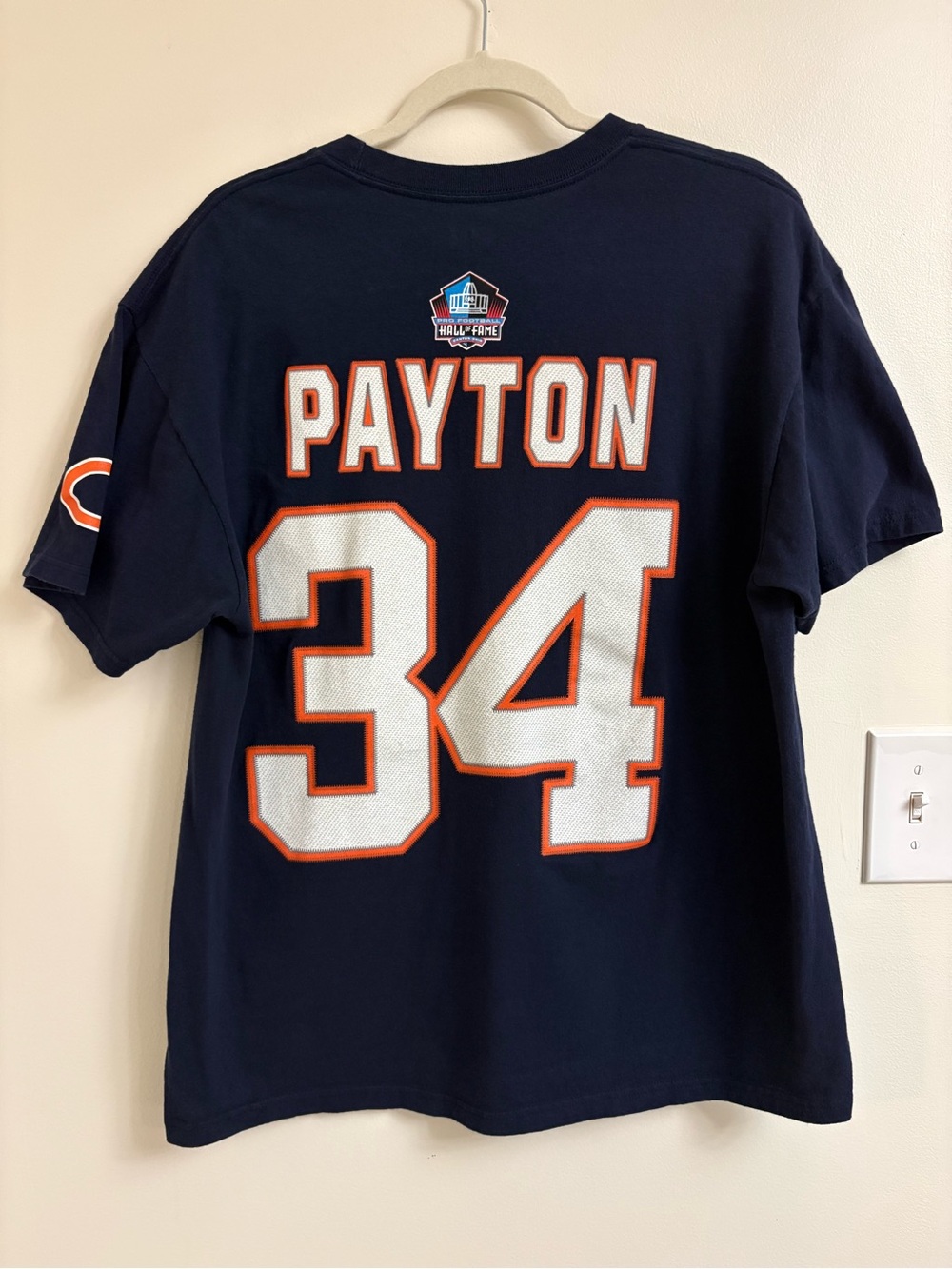 CHICAGO BEARS Walter Payton #34 Shirt - Men's Medium Fits like M, Tagged L 21x28
